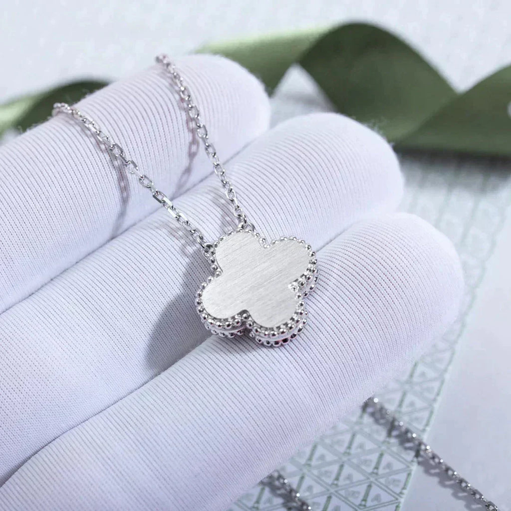 COLLIER LASER DIAMANT CLOVER 15 MM ARGENT