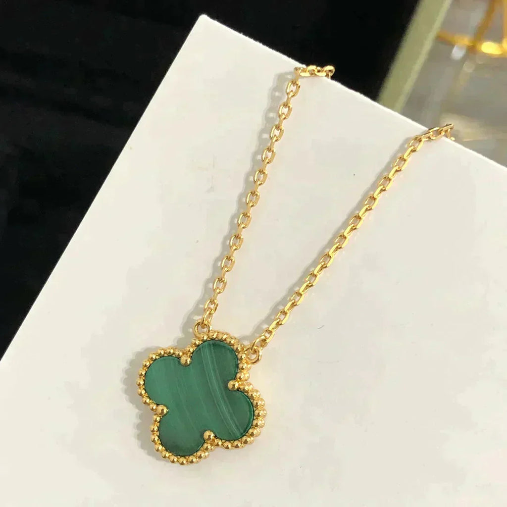 Collier Fleur Simple 15 MM MALACHITE TRÈFLE