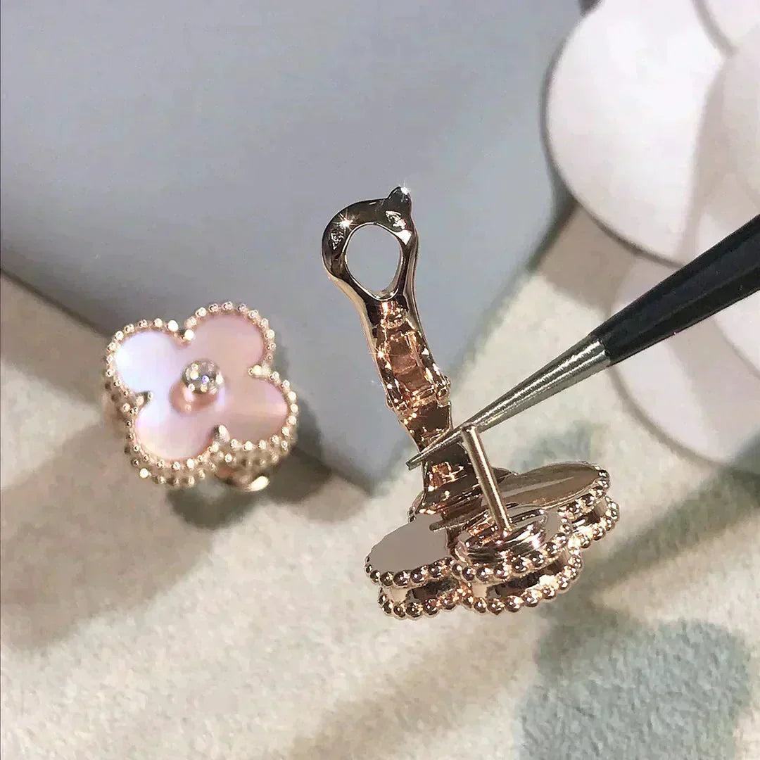 CLOVER MEDIUM 1 MOTIFS  PINK MOP DIAMOND EARRINGS