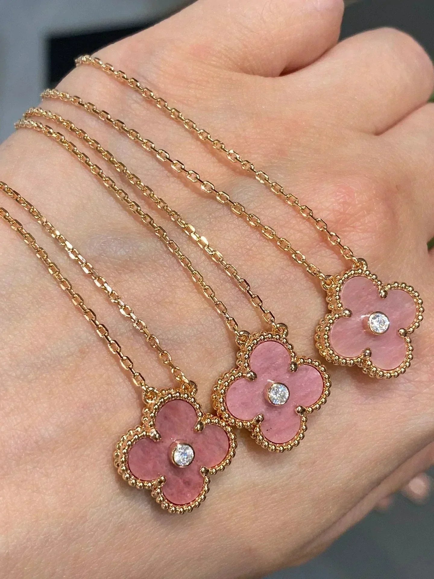 COLLIER CLOVER 15 MM DIAMANT RHODONITE