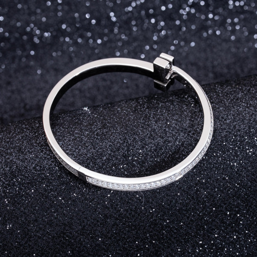 BRACELET LARGE À CHARNIÈRE EN ARGENT AVEC DIAMANTS