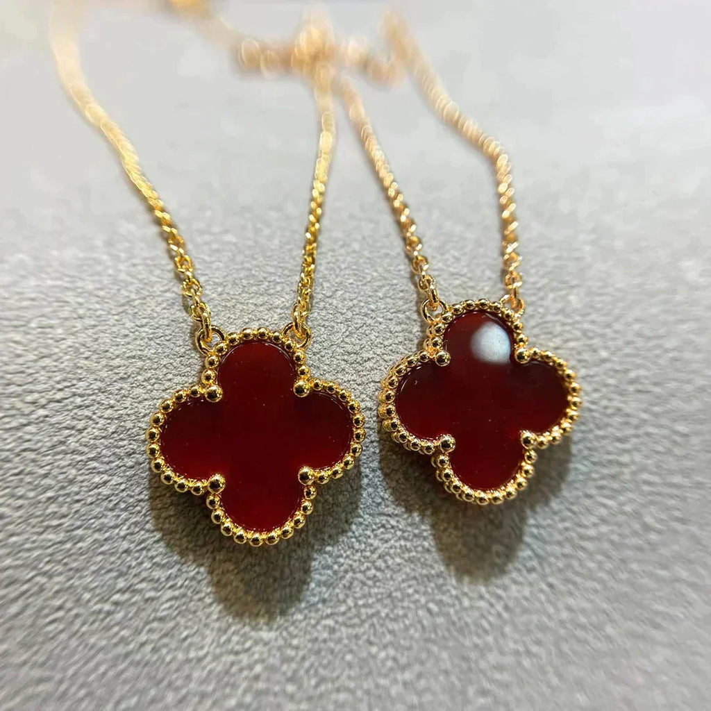 COLLIER FLEUR UNIQUE CORNALINE TRÈFLE 15 MM