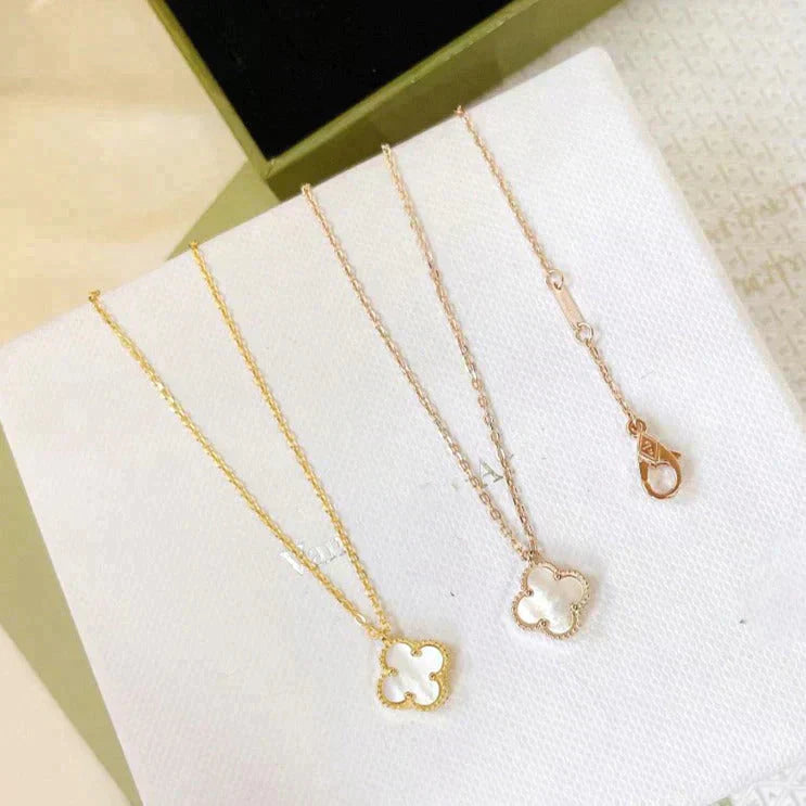 COLLIER CLOVER MINI 9,5 MM EN NACRE BLANCHE