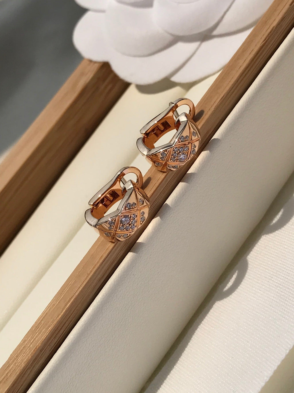 CRUSH DIAMOND ROSE GOLD EARRINGS