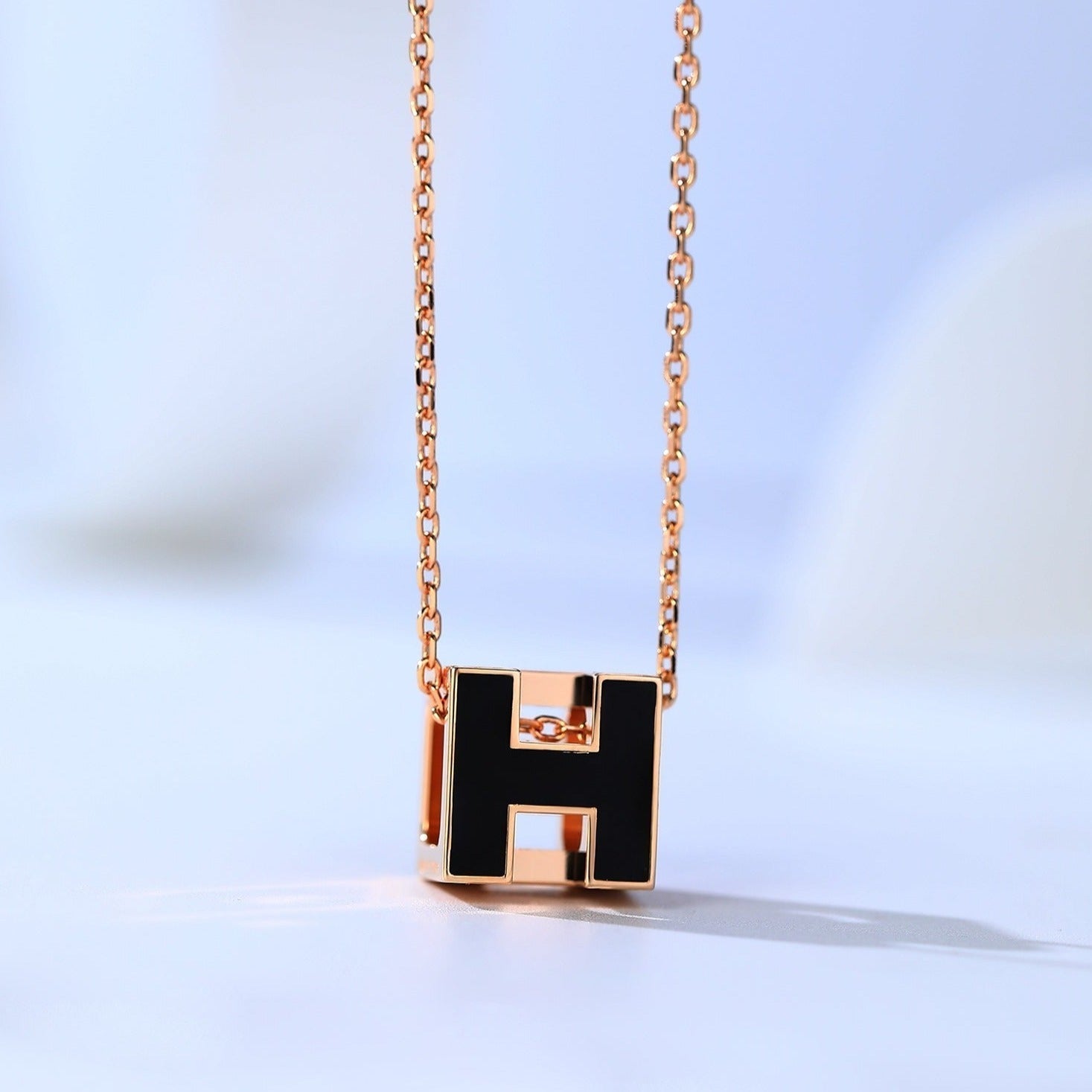 H CAGE ROSE GOLD NECKLACE