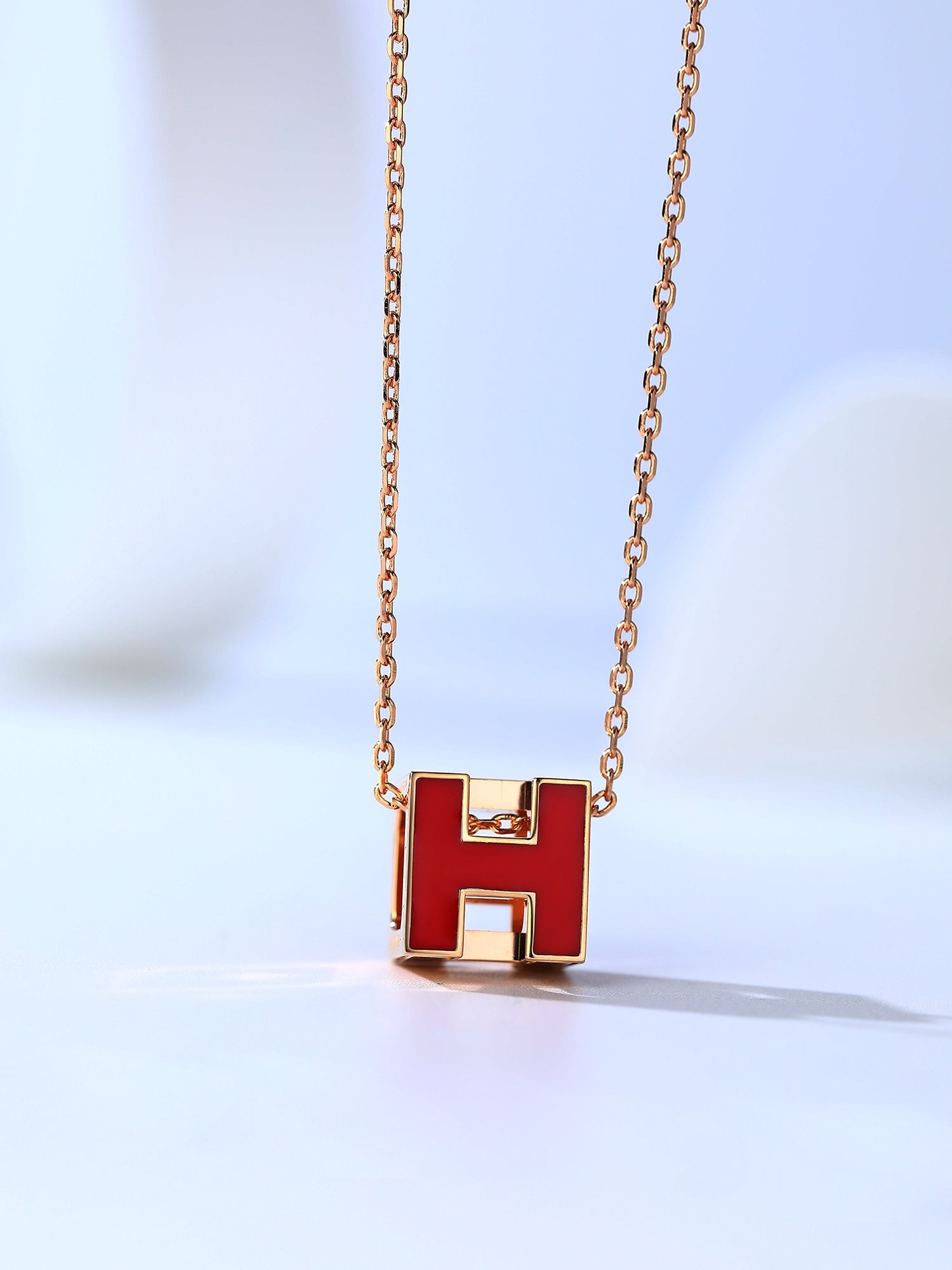 H CAGE ROSE GOLD NECKLACE