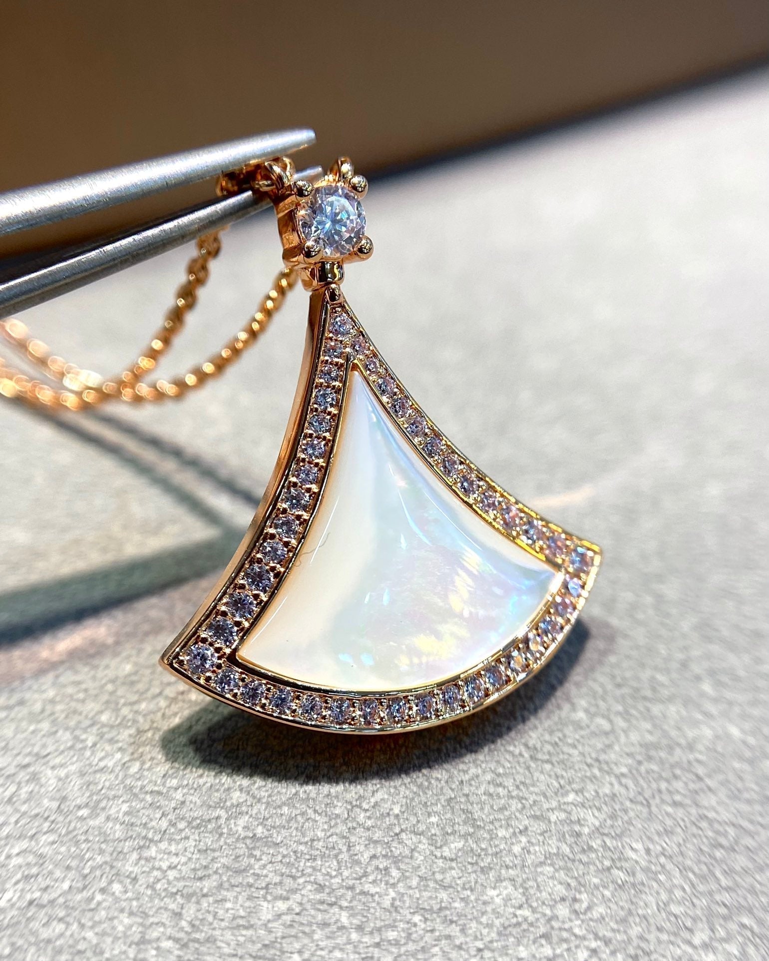 DREAM MOP DIAMOND PAVED ROSE GOLD NECKLACE