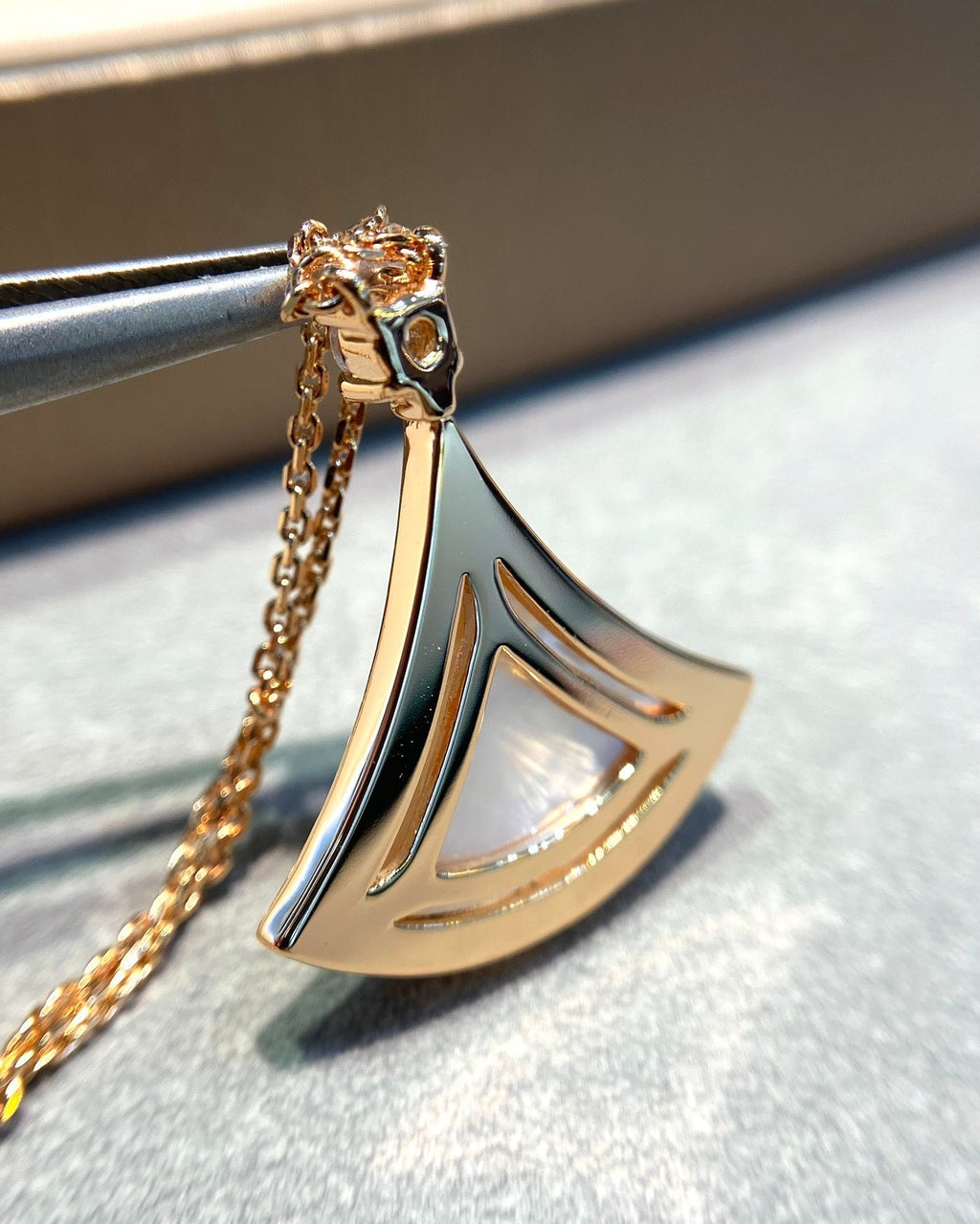 DREAM MOP DIAMOND PAVED ROSE GOLD NECKLACE