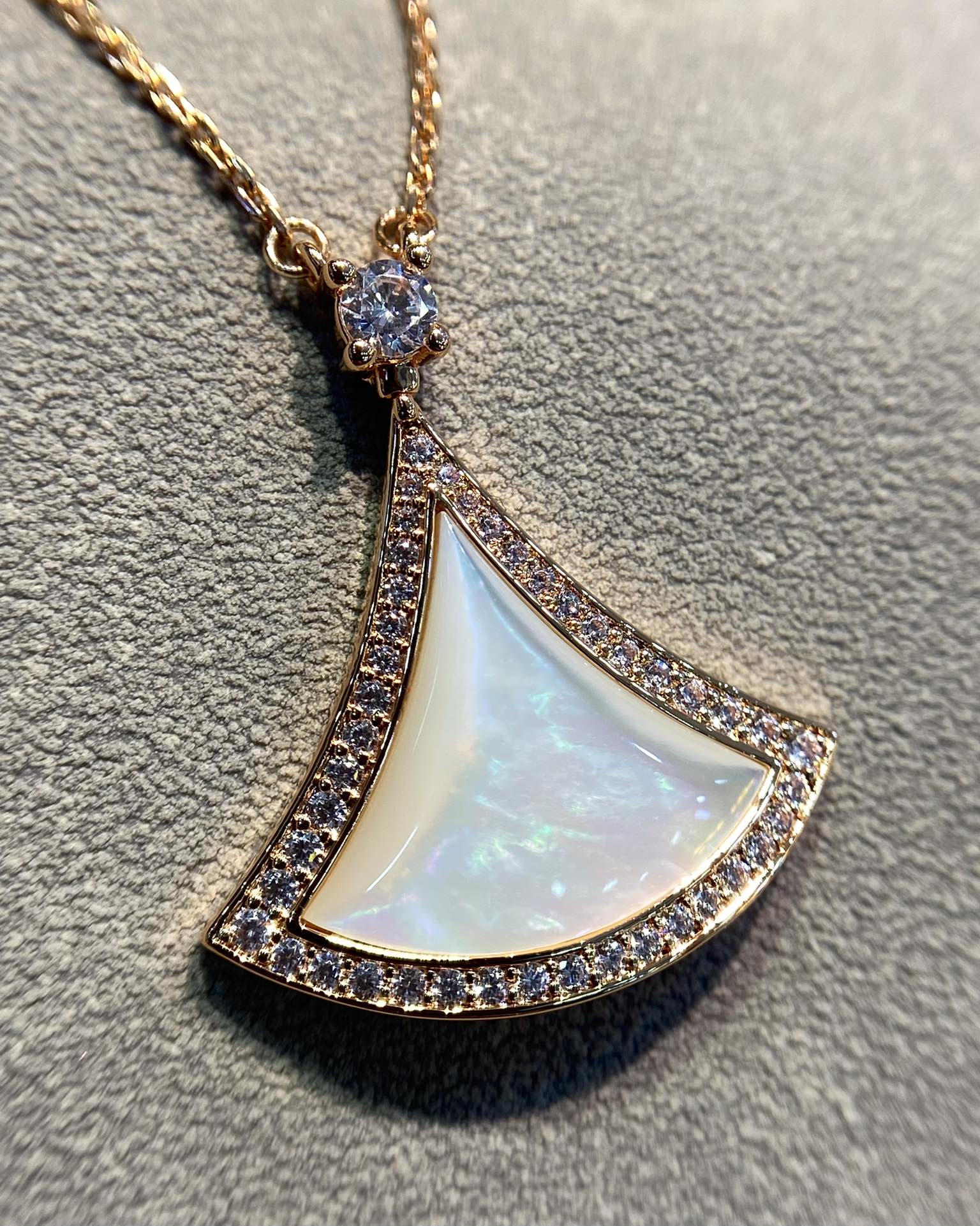 DREAM MOP DIAMOND PAVED ROSE GOLD NECKLACE