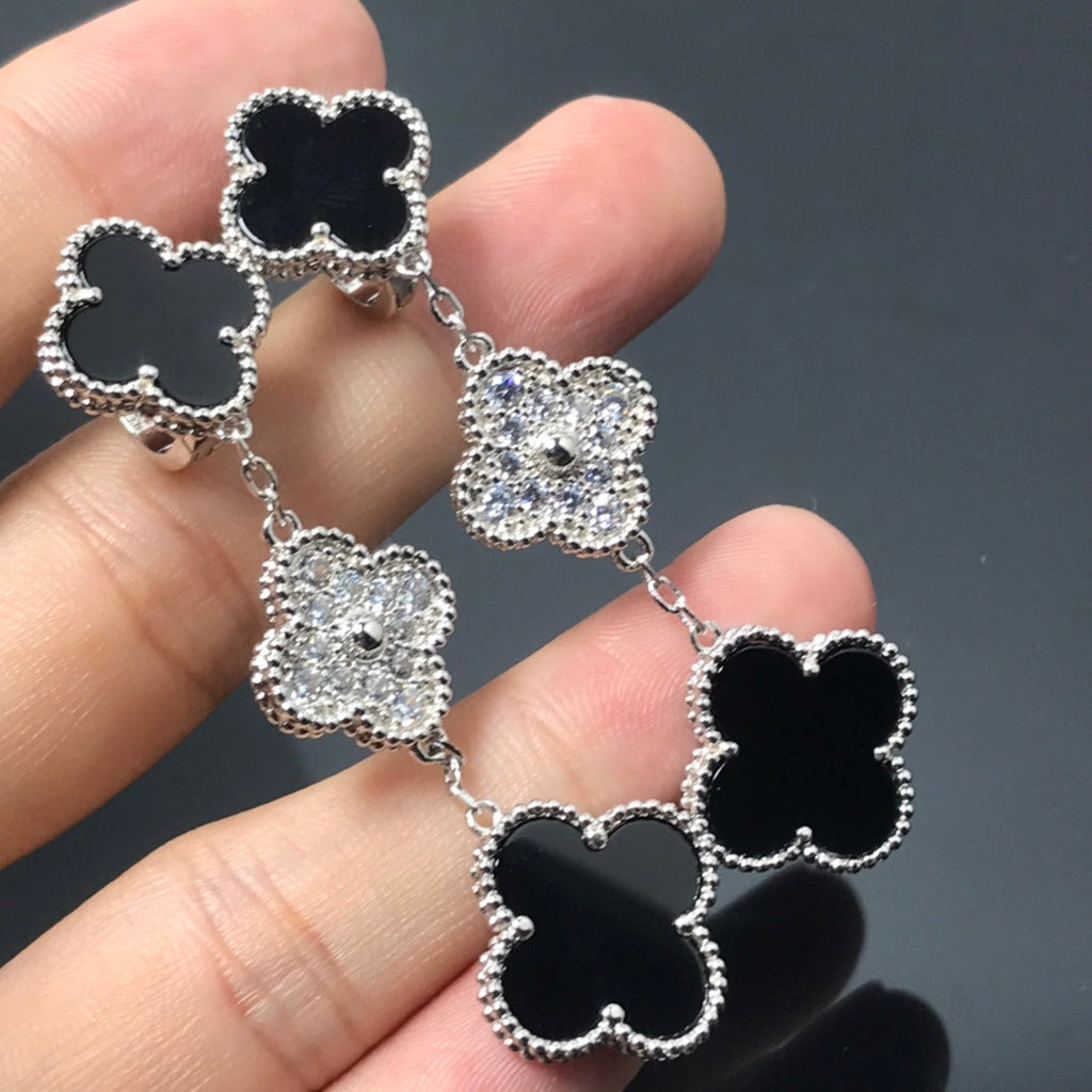 BOUCLES D'OREILLES EN ARGENT ET ONYX À 3 MOTIFS CLOVER