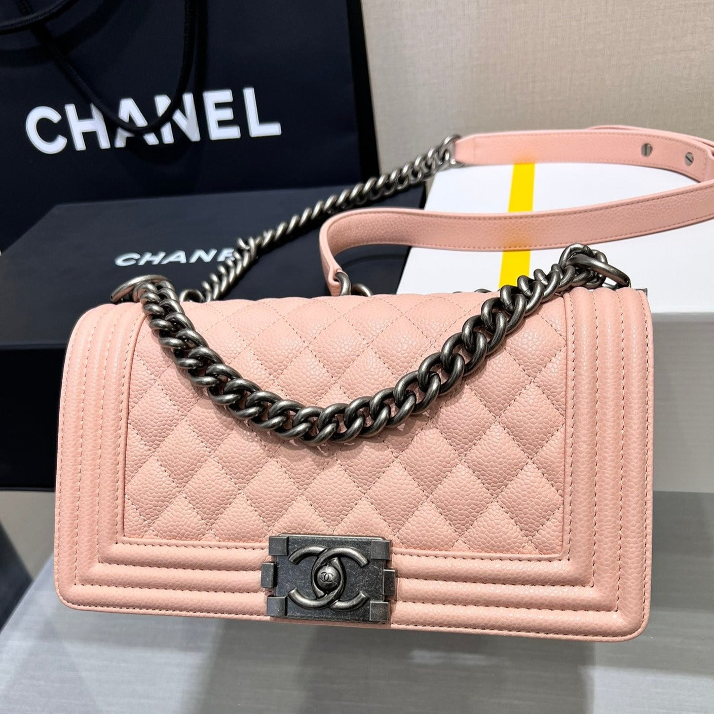 SAC GARÇON MOYEN 25 ROSE CAVIAR QUINCAILLERIE RUTHENIUM