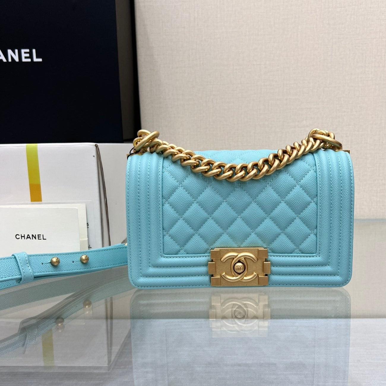 SAC GARÇON PETIT 20 BLEU NUAGE CAVIAR QUINCAILLERIE OR