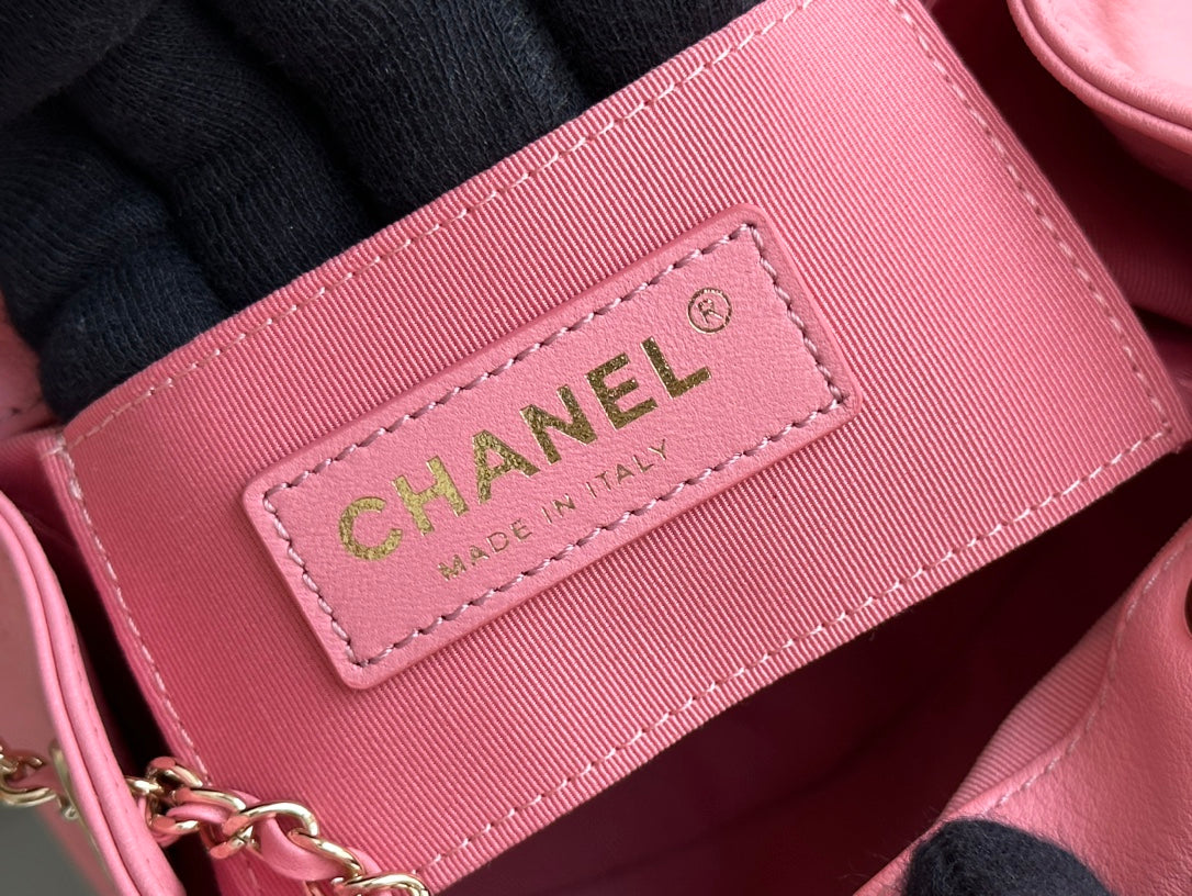 PETIT SAC À DOS 20,5 EN CUIR D'AGNEAU ROSE