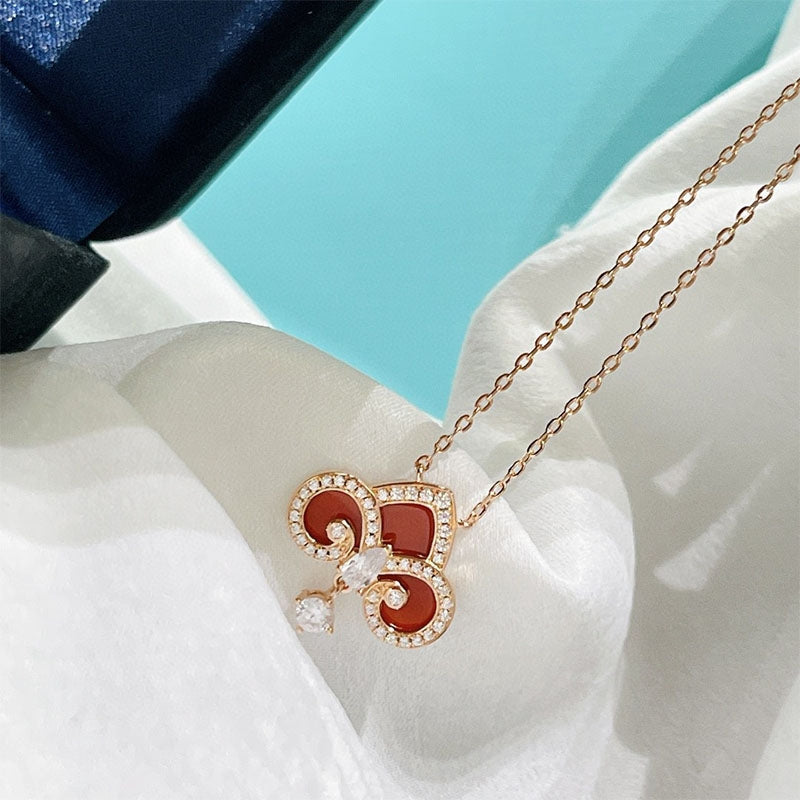 FLEUR DE LIS ROSE GOLD DIAMOND NECKLACE