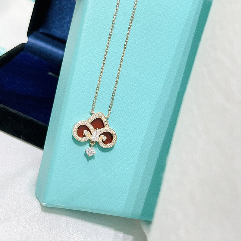 FLEUR DE LIS ROSE GOLD DIAMOND NECKLACE