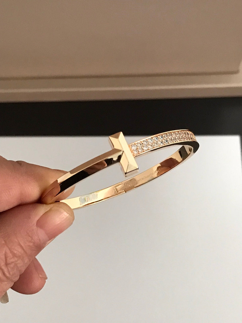 T1 WIDE DIAMOND HINGED BANGLE ROSE GOLD