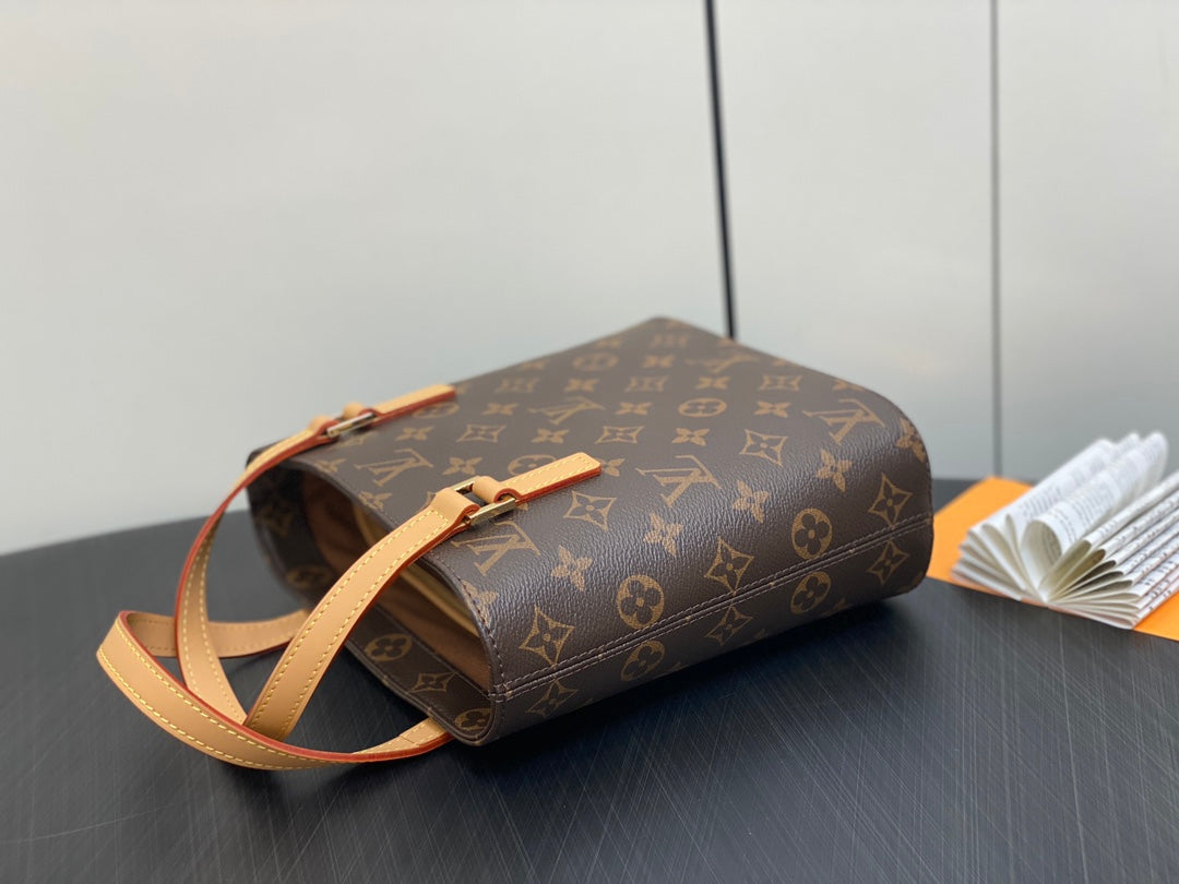 SAC CABAS LUCO 23 MONOGRAMME CUIR MARRON