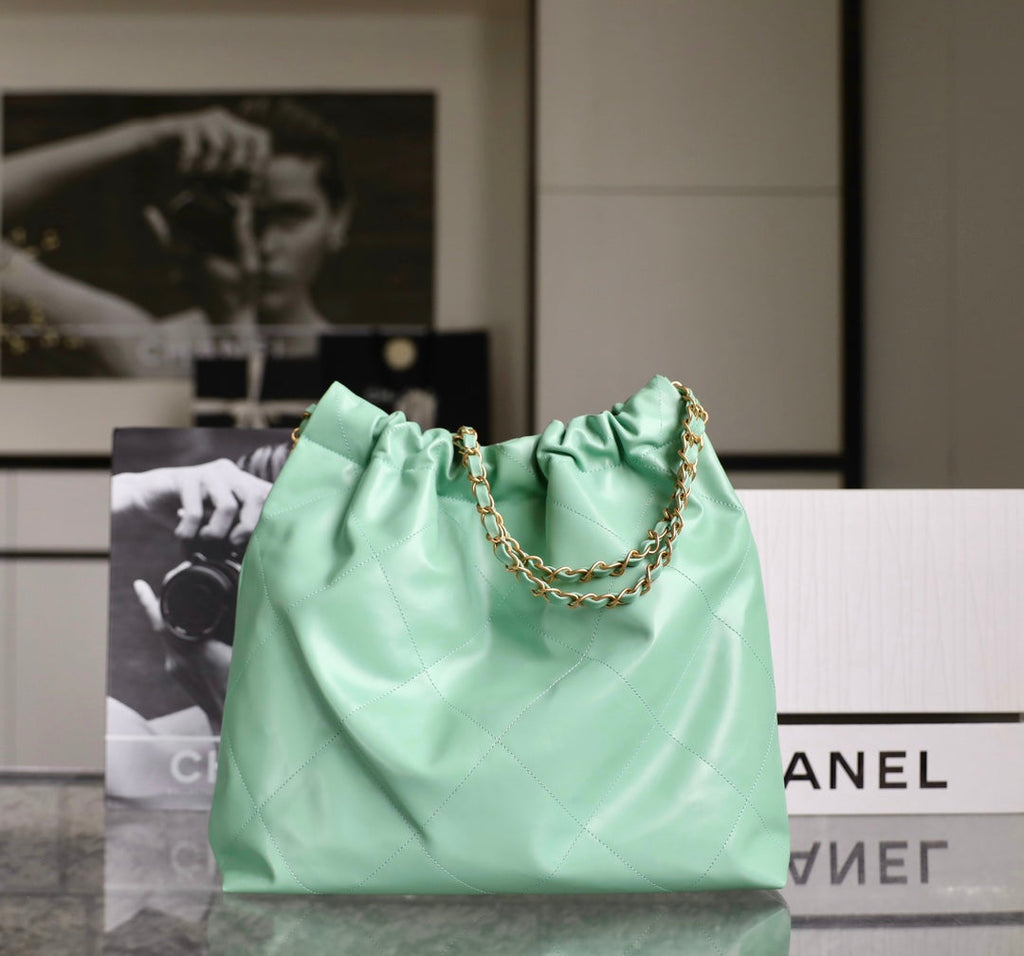 CC 22 ANTIBA SAC HOBO VERT CLAIR 39CM 