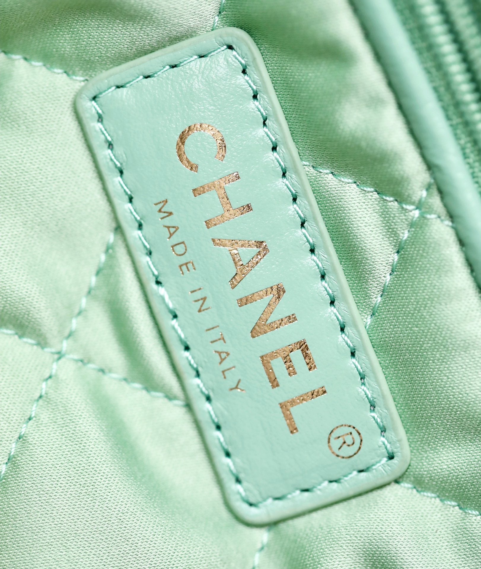 CC 22 ANTIBA SAC HOBO VERT CLAIR 39CM 