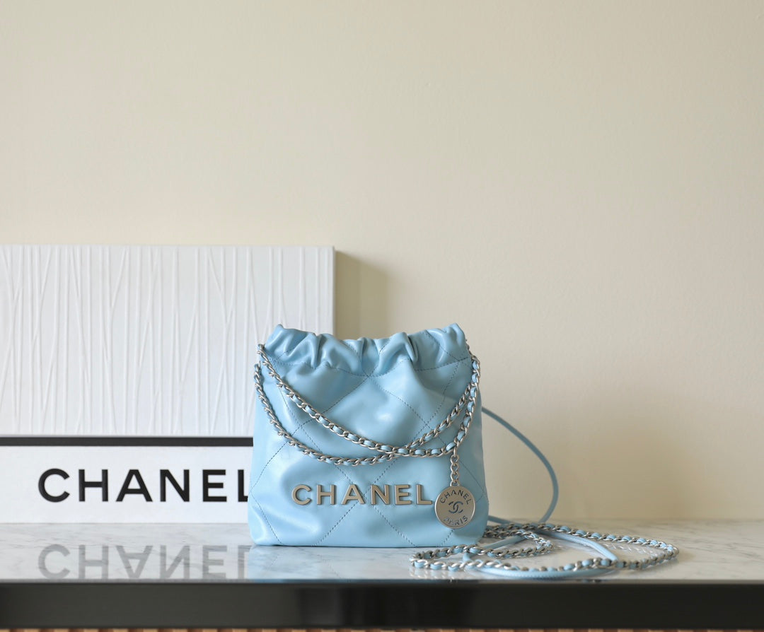 CC 22 ANTIBA SAC HOBO BLEU NUAGE 20CM 