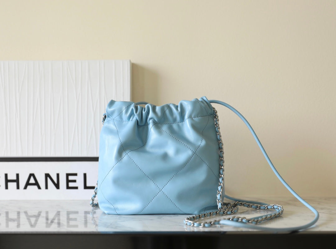 CC 22 ANTIBA SAC HOBO BLEU NUAGE 20CM 