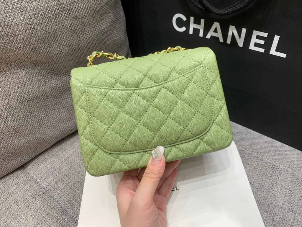 MINI SAC À RABAT CARRÉ 17 CM VERT CAVIAR QUINCAILLERIE DORÉ
