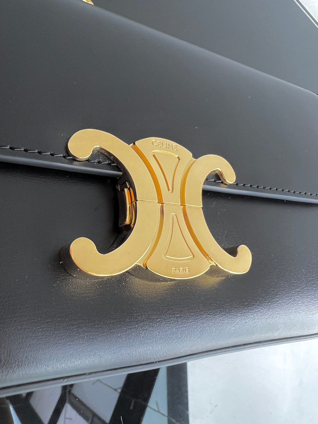 CLASSIC TRIOMPHE 20 CUIR DE VEAU NOIR ACIER DORÉ