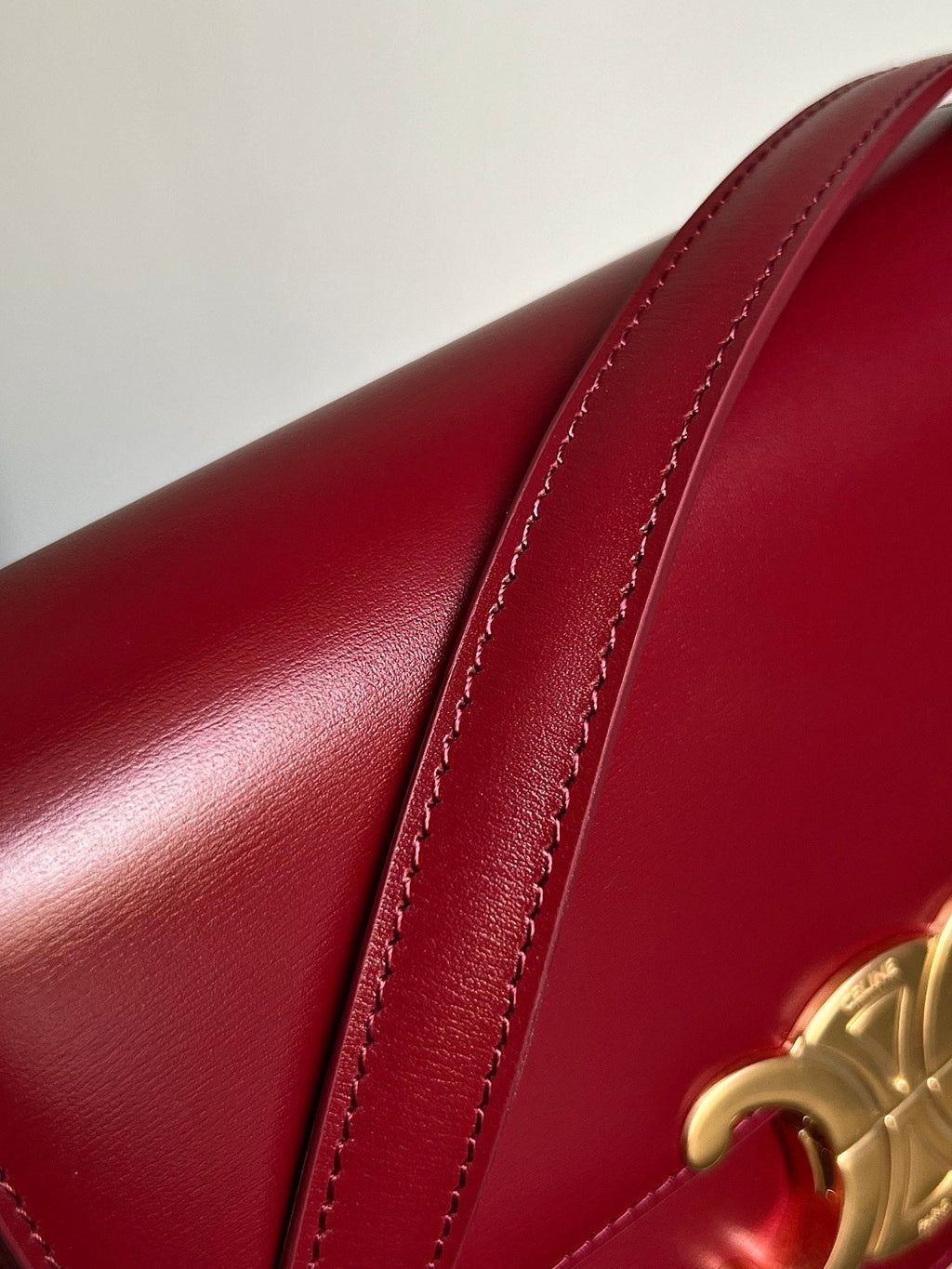 TEEN TRIOMPHE 18 CUIR DE VEAU ROUGE