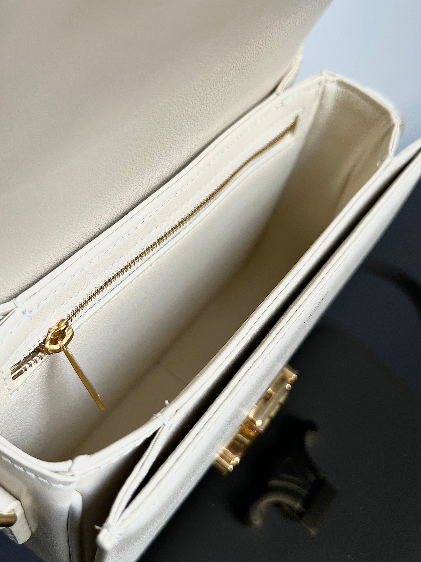 TEEN TRIOMPHE 18 CUIR DE VEAU CRÈME