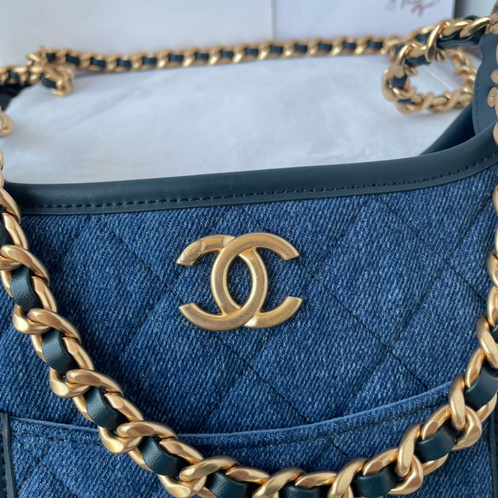 CC SADDLE BLEU DENIM 21CM QUINCAILLERIE DORÉ