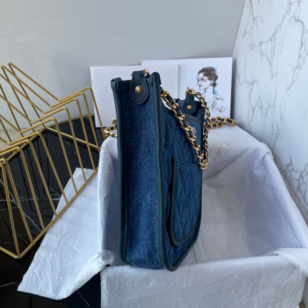 CC SADDLE BLEU DENIM 21CM QUINCAILLERIE DORÉ