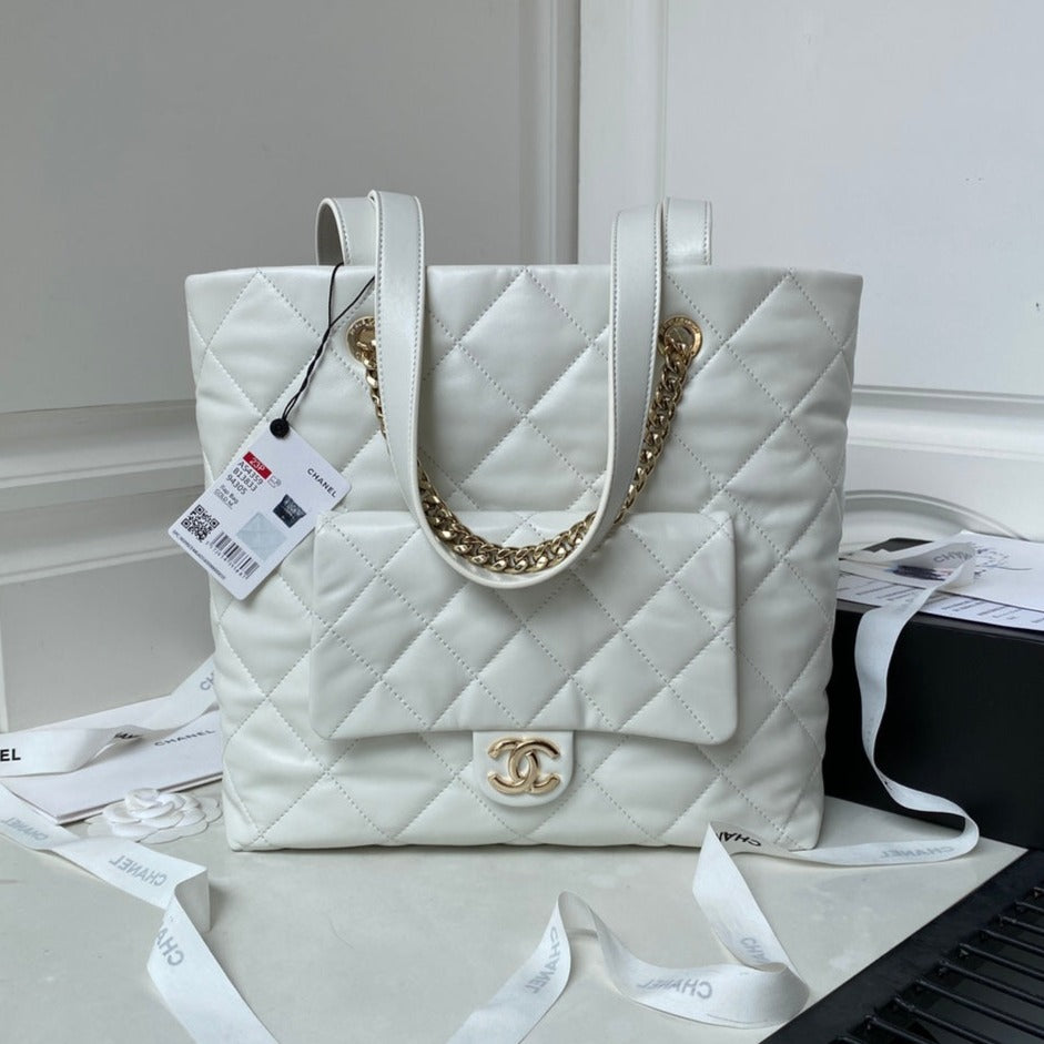 CC 19 TOTE 33CM CUIR D'AGNEAU BLANC QUINCAILLERIE DORÉ