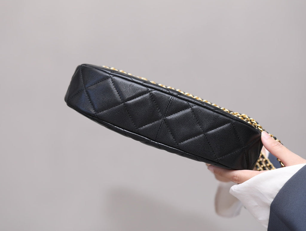 Sac bandoulière CC HOBO 23 cm Noir Caviar Quincaillerie dorée