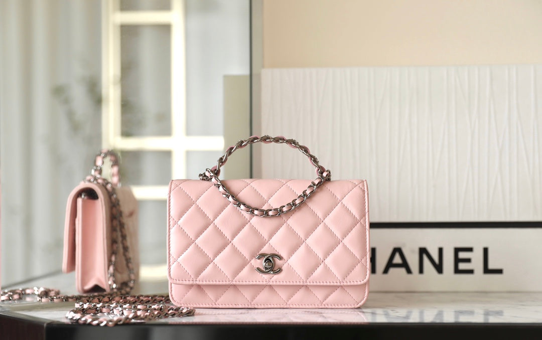 CC WOC 19 PEAU D'AGNEAU ROSE QUINCAILLERIE ARGENTÉE 
