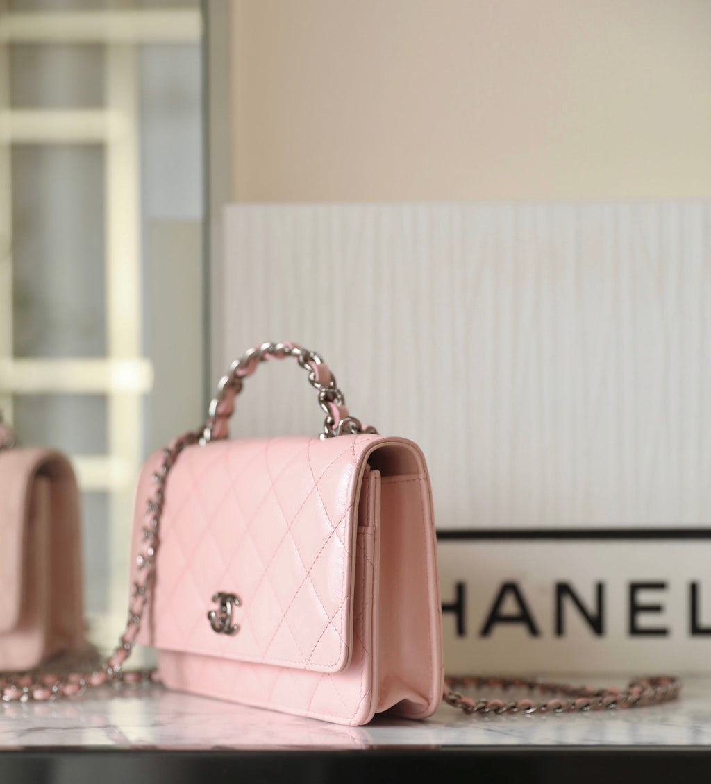 CC WOC 19 PEAU D'AGNEAU ROSE QUINCAILLERIE ARGENTÉE 