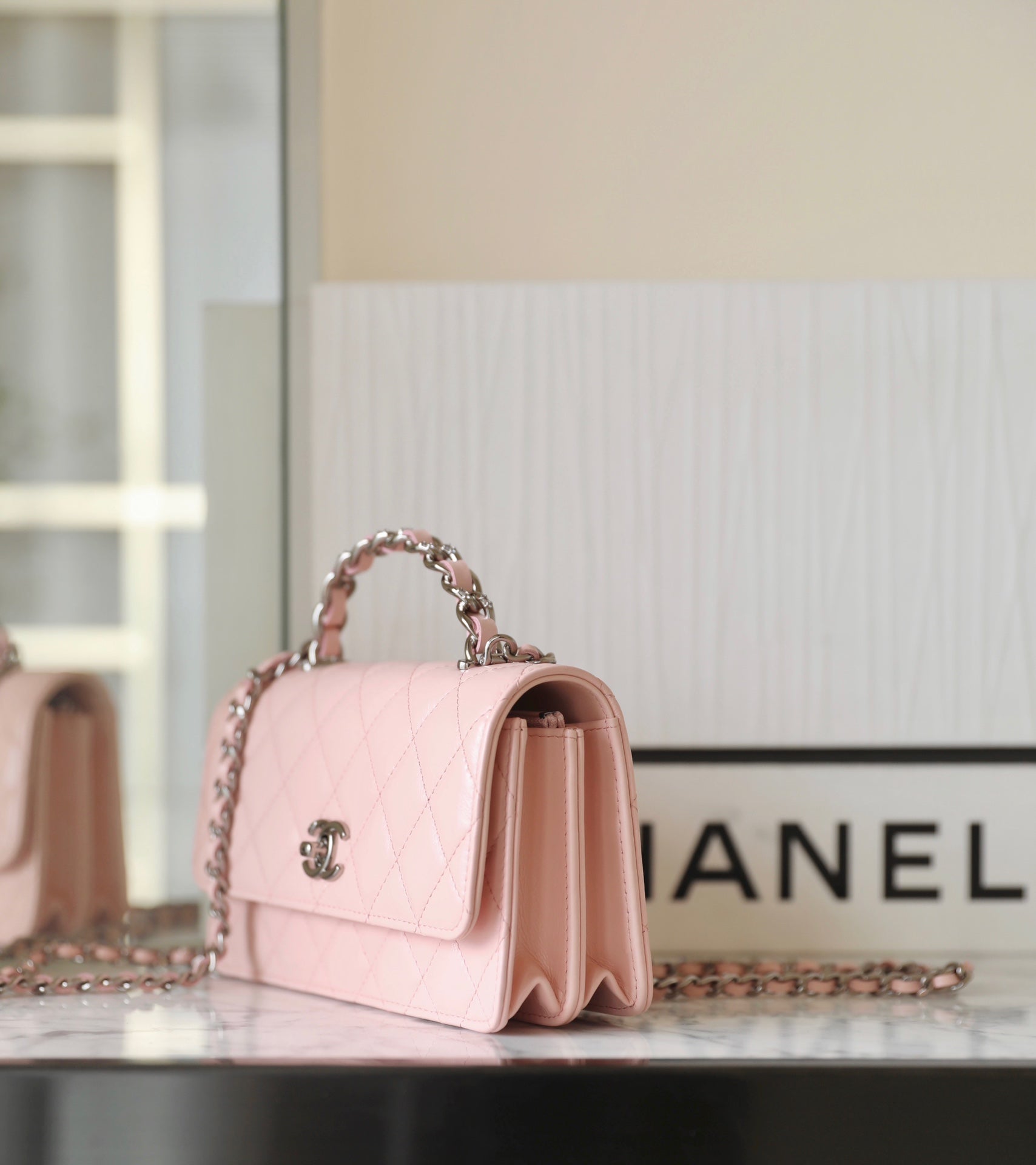 CC WOC 18.5 PEAU D'AGNEAU ROSE QUINCAILLERIE ARGENTÉE