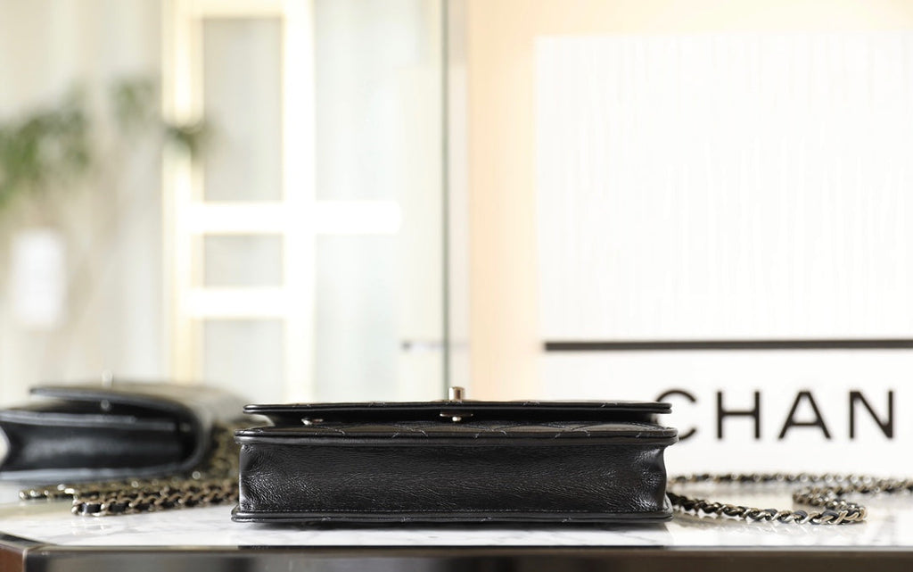CC WOC 19 AGNEAU NOIR QUINCAILLERIE ARGENTÉE 