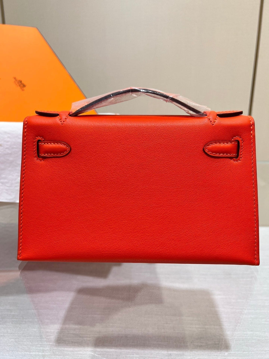 POCHETTE HM KELLY 22CM ROUGE SWIFT QUINCAILLERIE ARGENTÉE