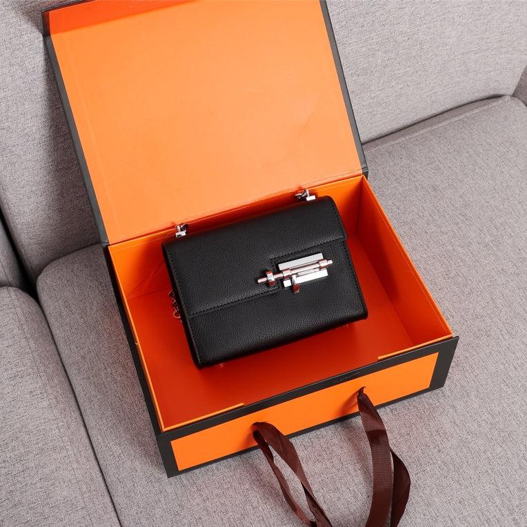 MINI SAC HM VERROU 17 EN CUIR DE VEAU NOIR
