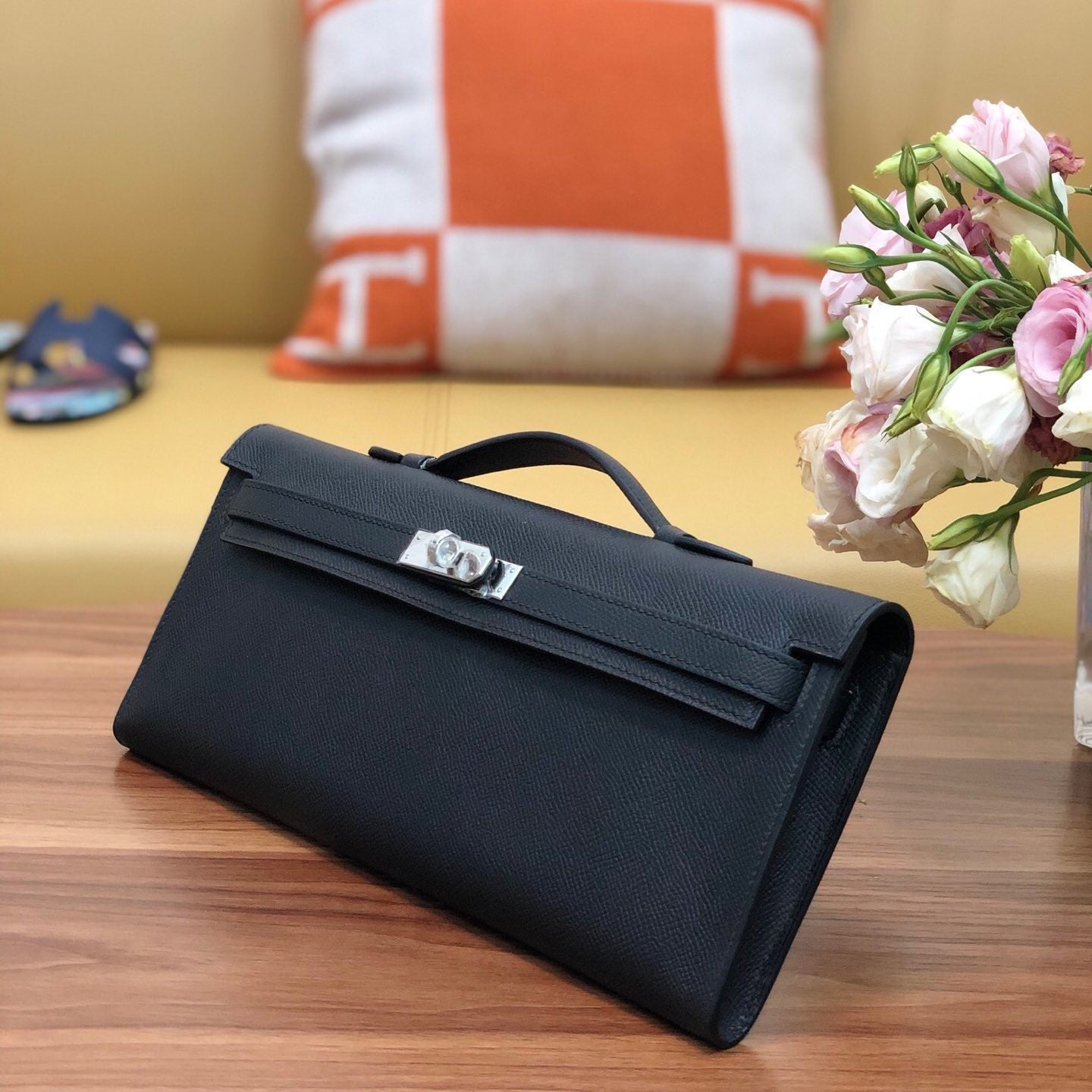 HM ケリーカット 31cm ブラック スイフト レザー ショーツ