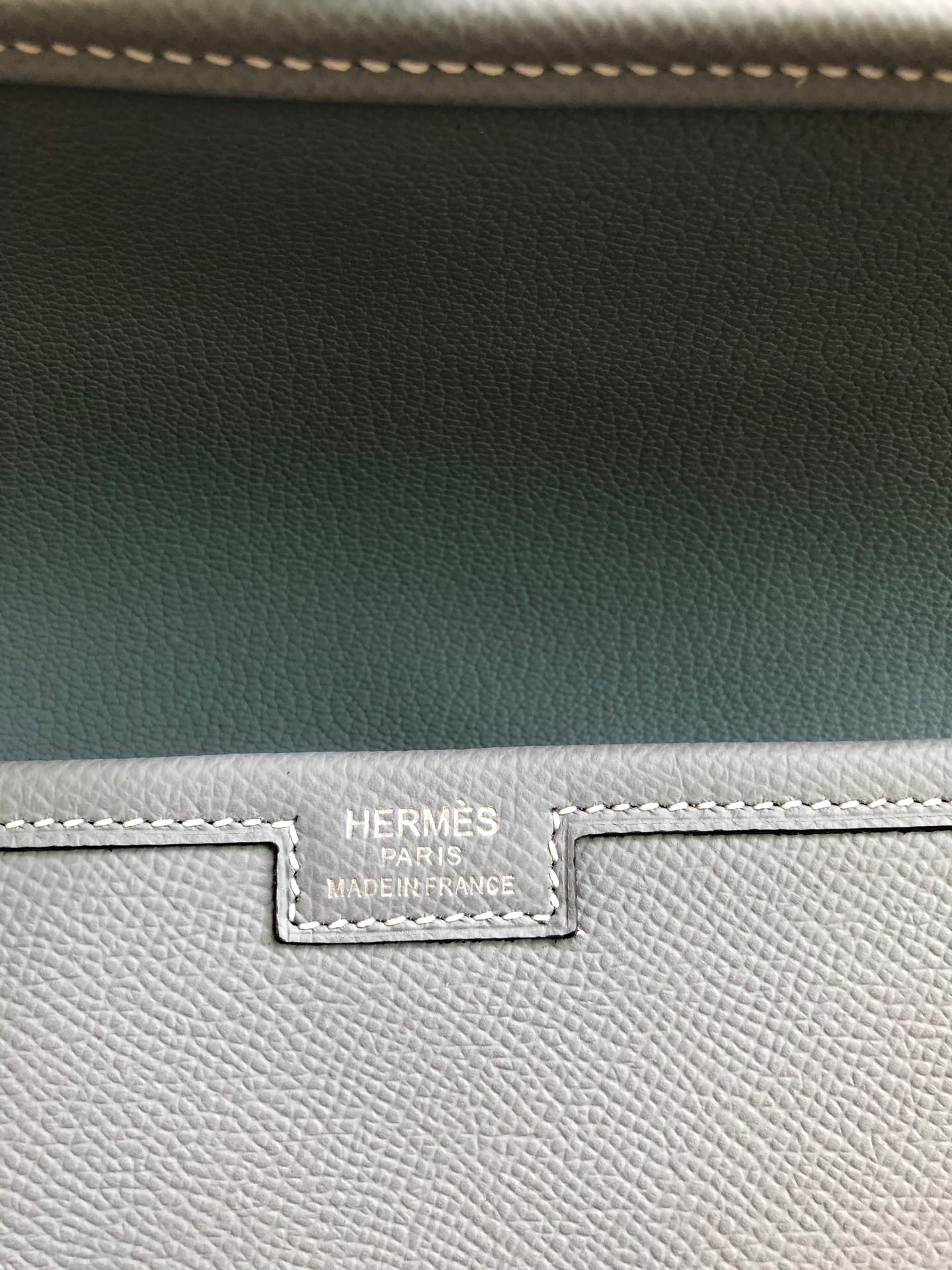 HM JIGE 29 LIGHT GRAY EPSOM 229068