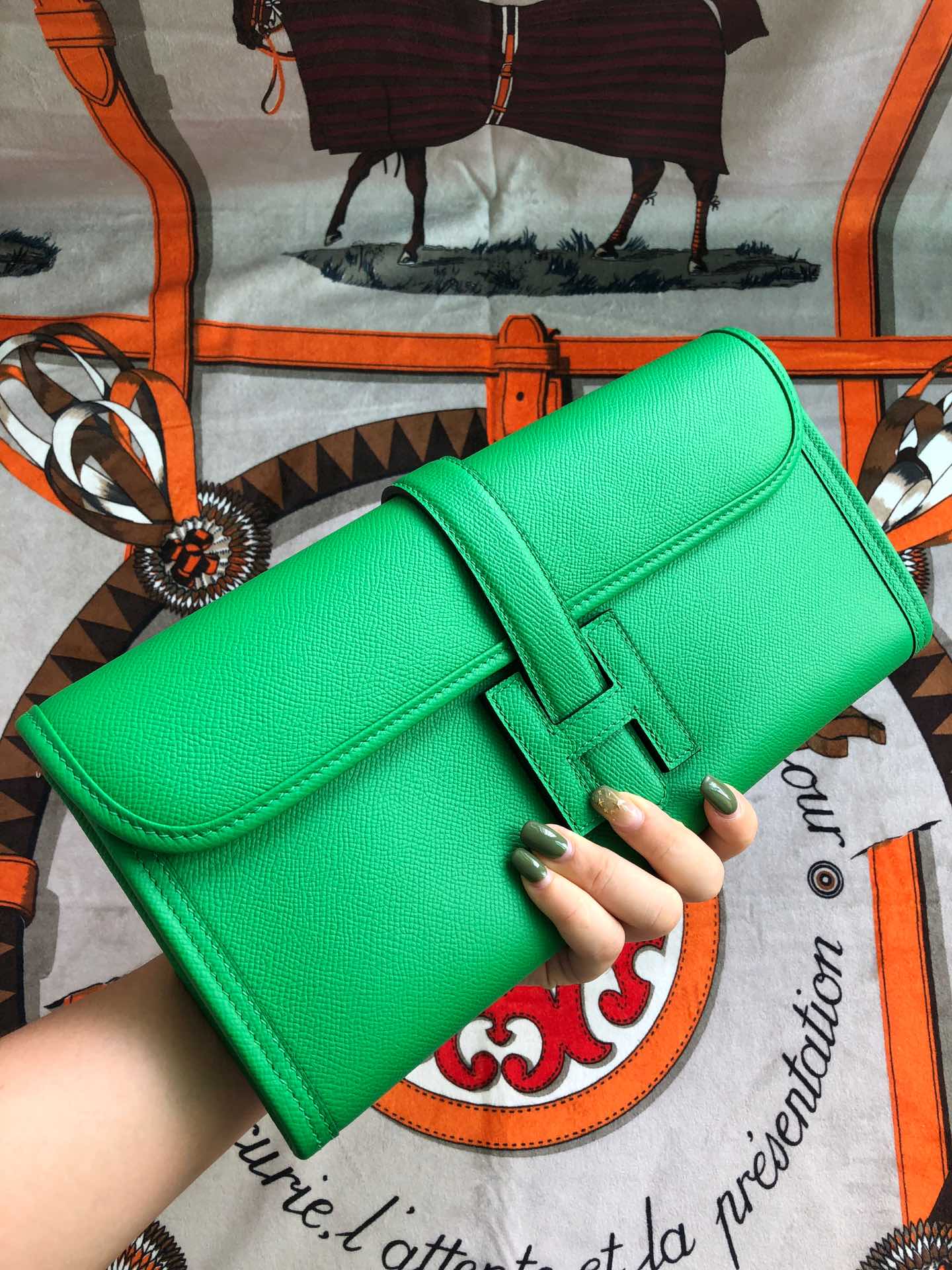 HM JIGE 29 GO GREEN EPSOM 229070