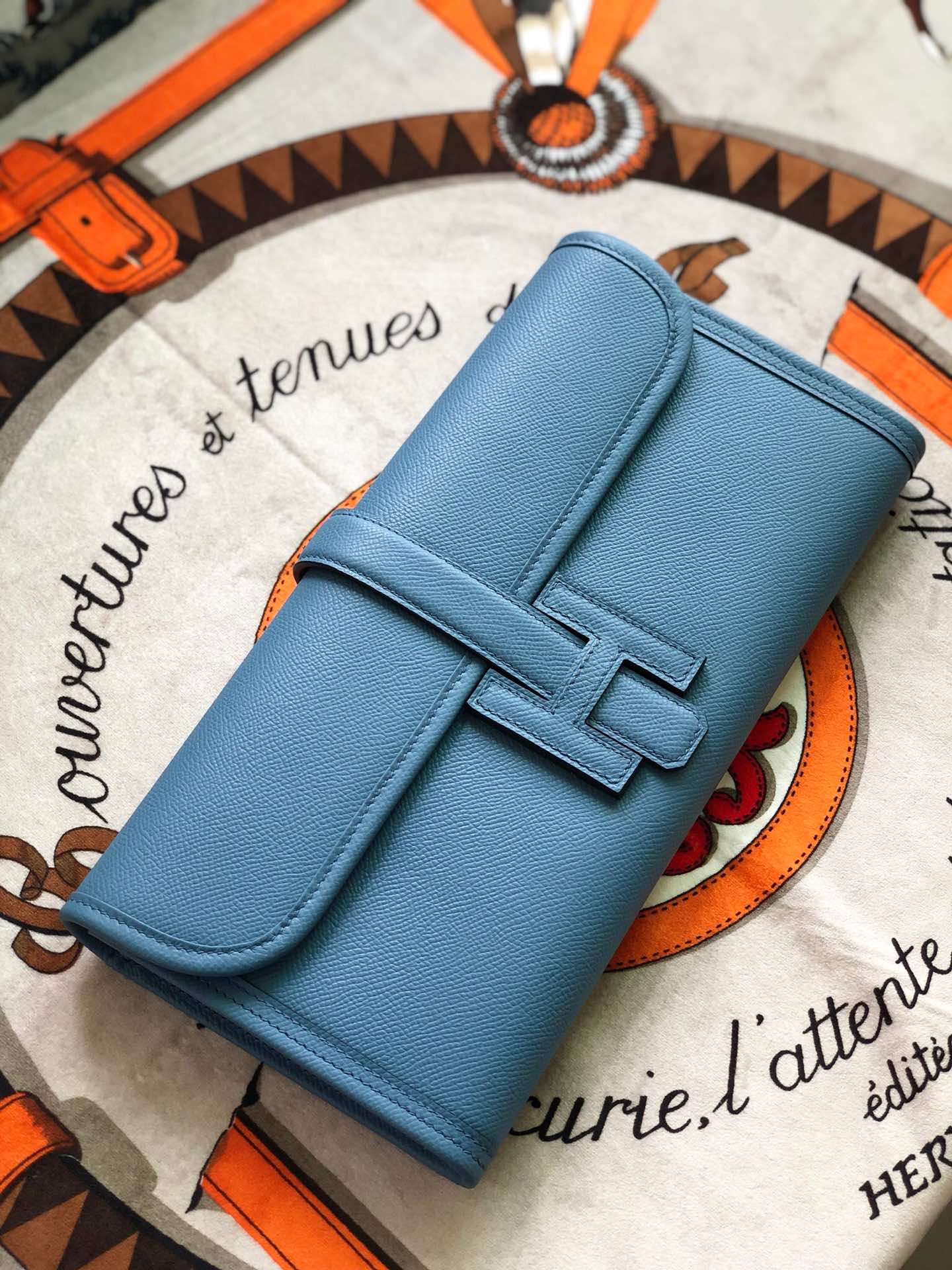 HM JIGE 29 BLEU GLAUCEUX EPSOM 229075