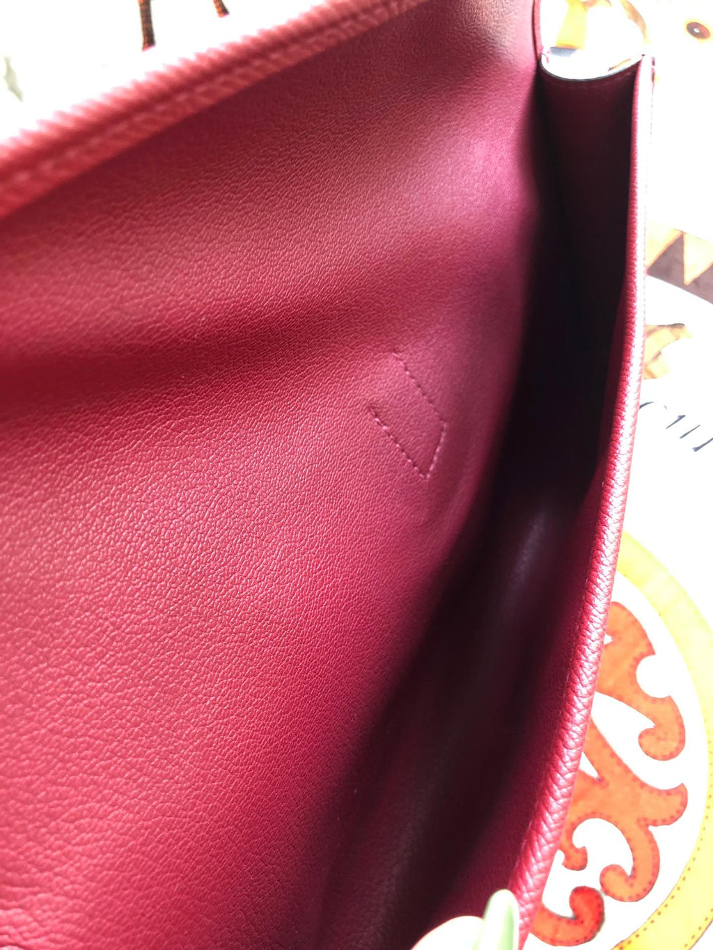 HM JIGE 29 BERRY RED EPSOM 229077