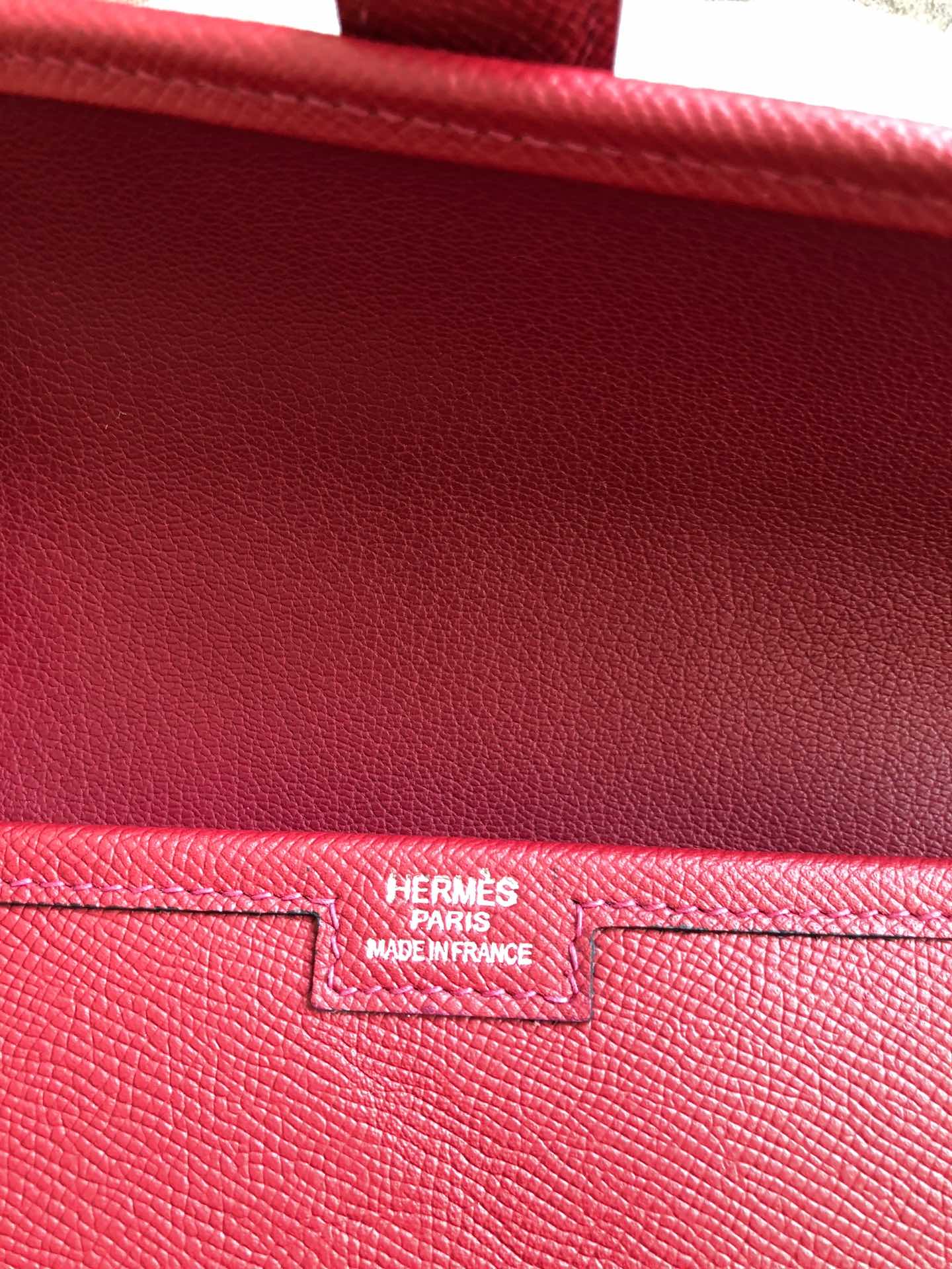 HM JIGE 29 ROUGE BAIE EPSOM 229077