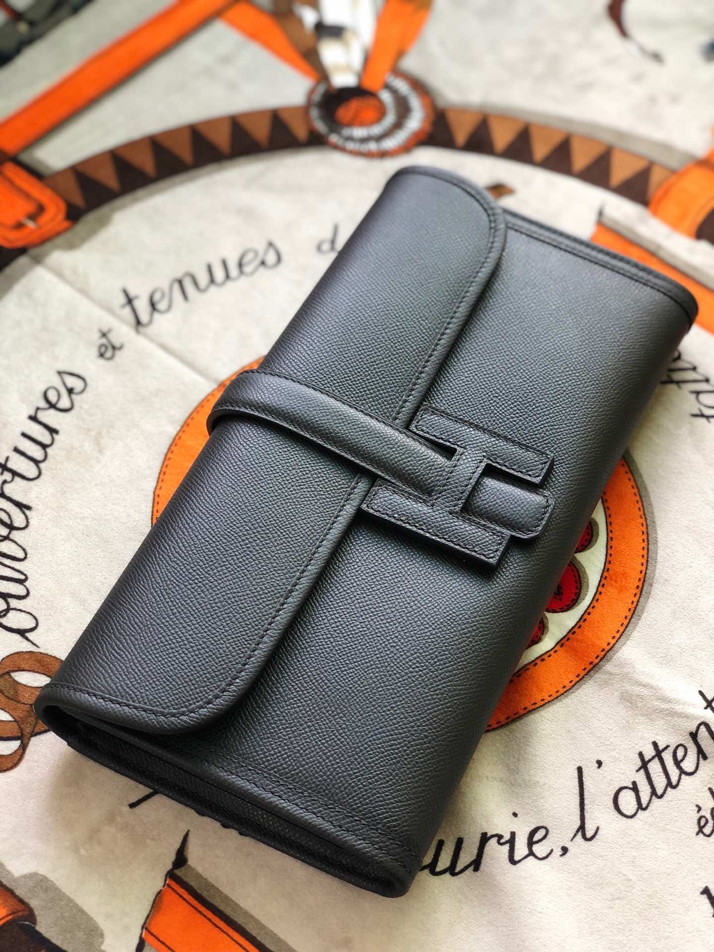 HM JIGE 29 EPSOM NOIR 229082