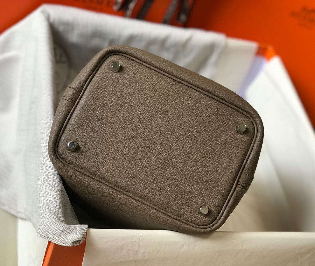 HM PICOTIN LOCK 22 TAUPE EPSOM AVEC SANGLE TRESSE