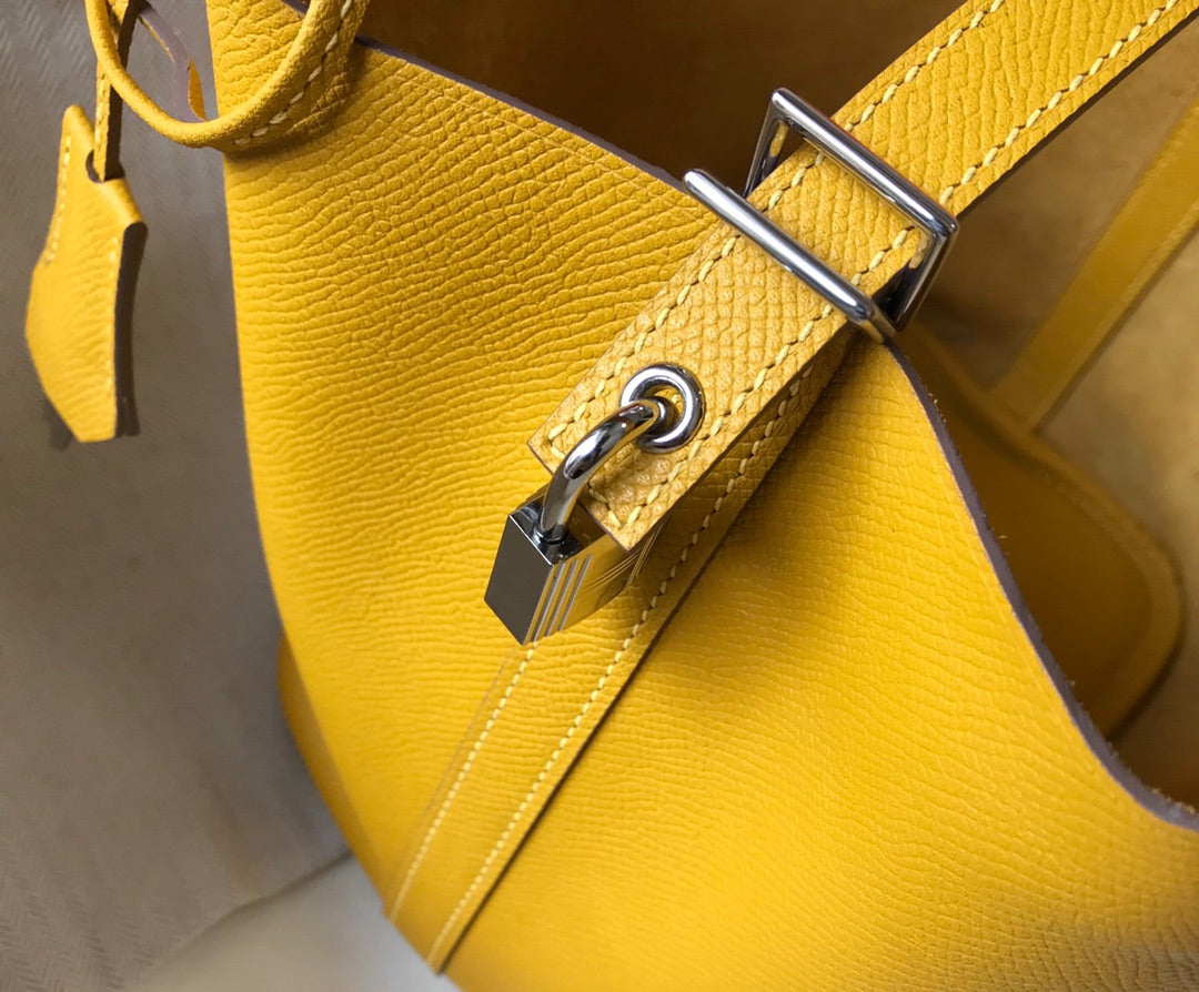 HM PICOTIN LOCK 22 EPSOM JAUNE AVEC SANGLE TRESSE