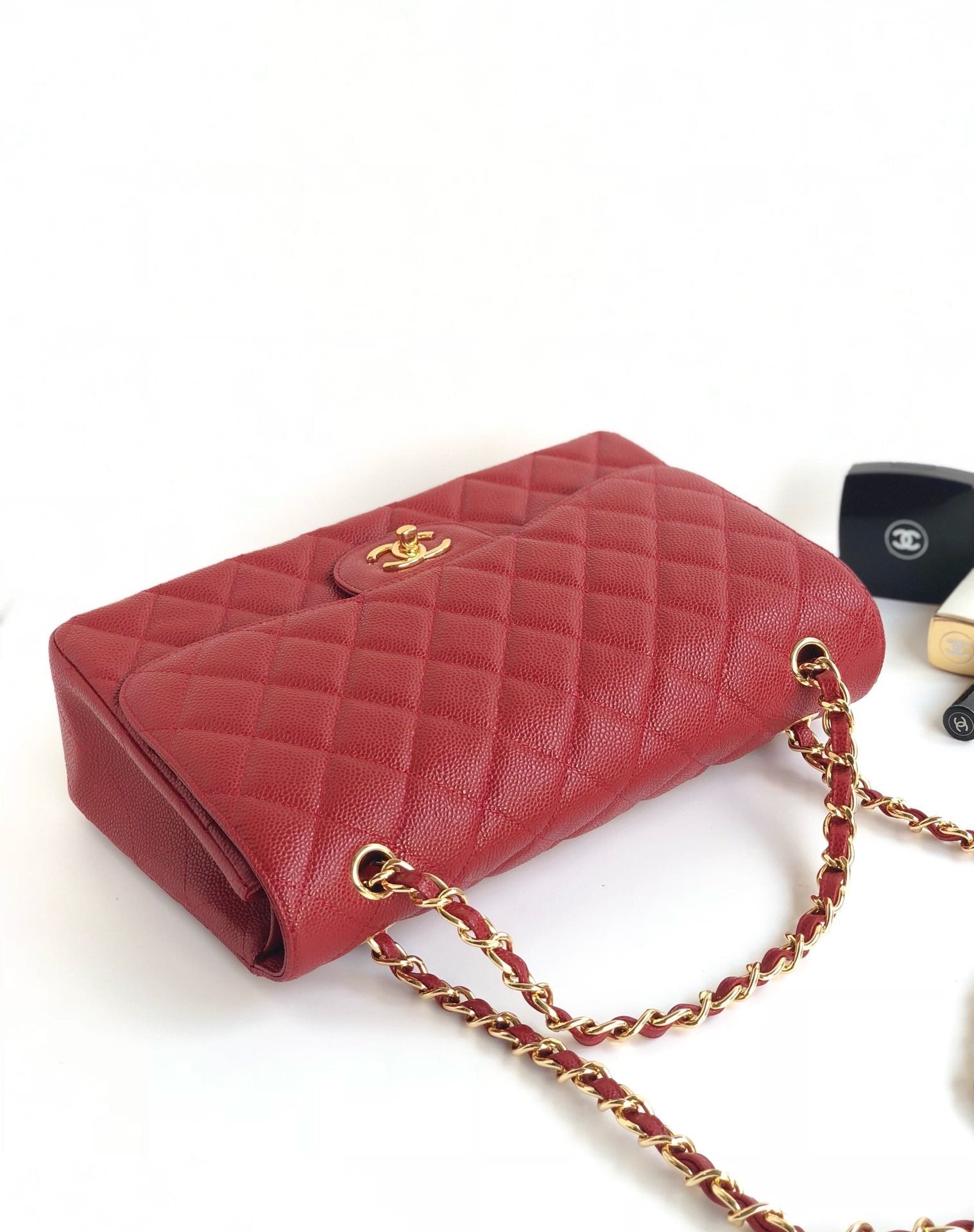 SAC À RABAT JUMBO 30CM ROUGE CAVIAR QUINCAILLERIE OR