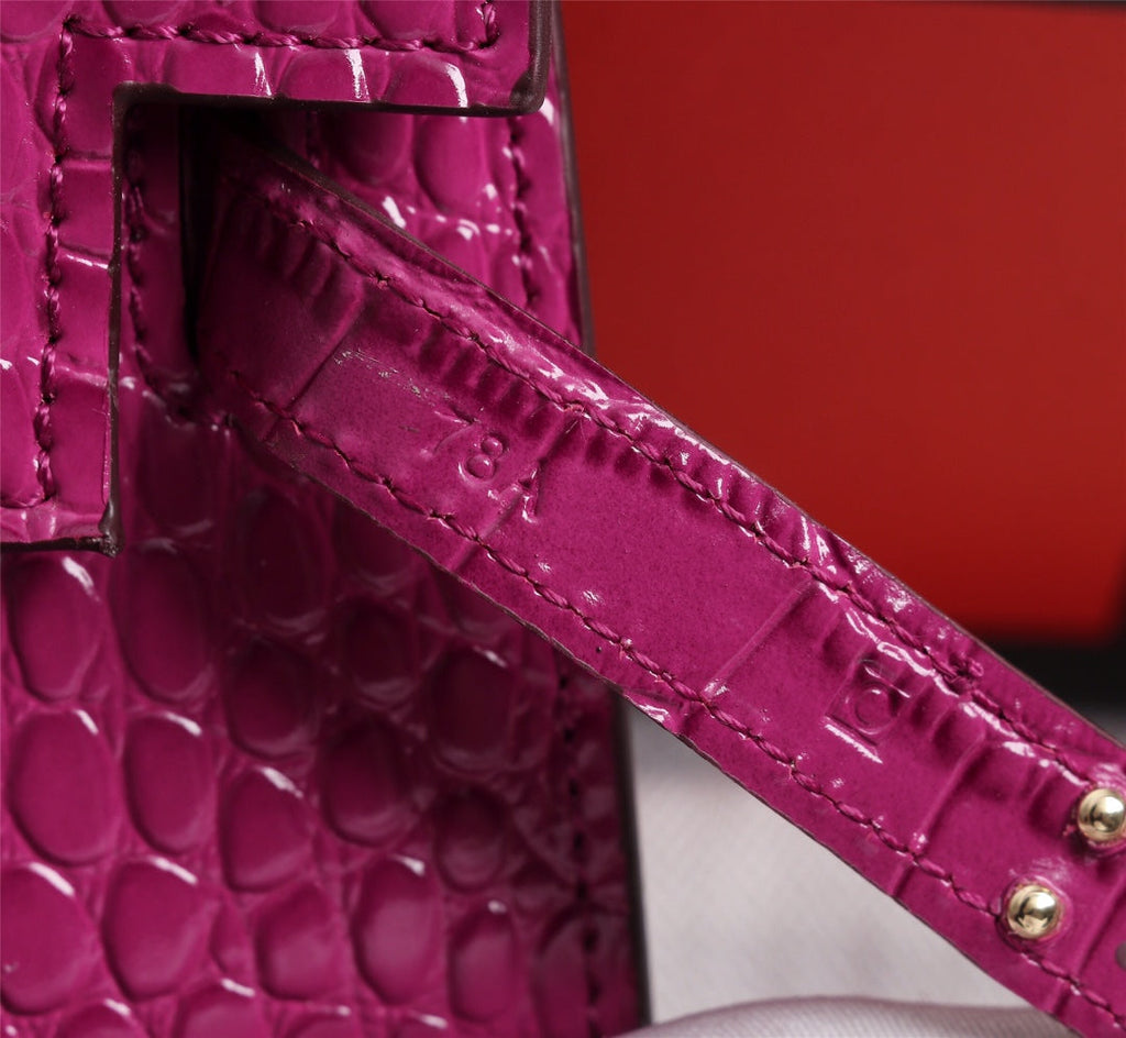 HM KELLY MINI 22 BARBIE ROSE CUIR DE VEAU EMBOSSÉ CROCODILE QUINCAILLERIE DORÉ